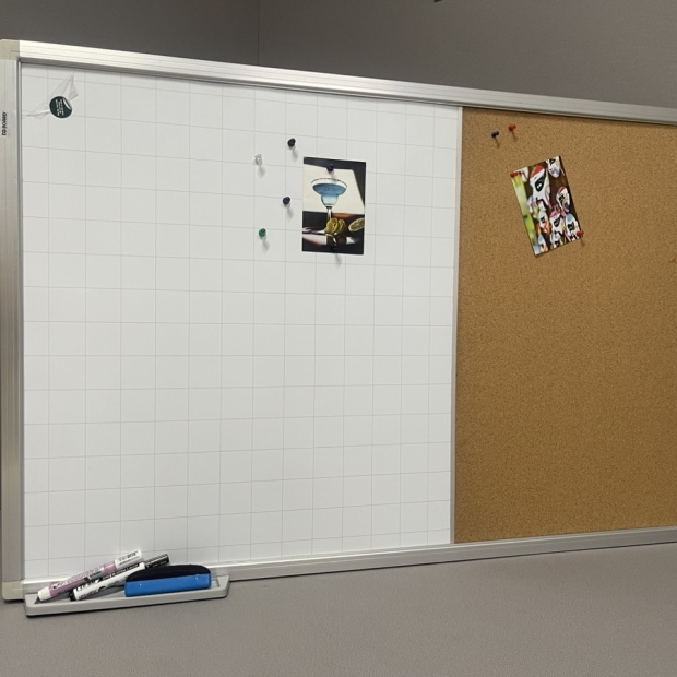 Bảng ghim kèm bảng từ trắng